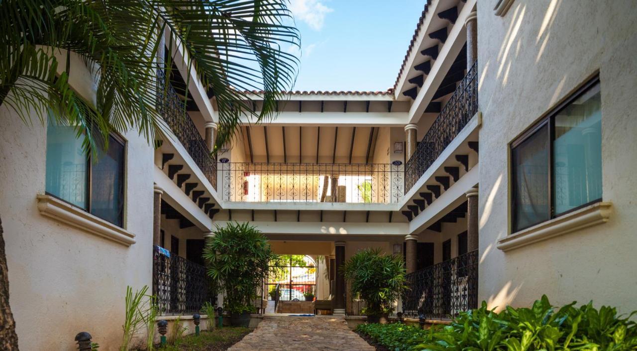 Nina Hotel Playa Del Carmen Exterior foto